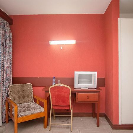 Milele Hotel Найроби Екстериор снимка