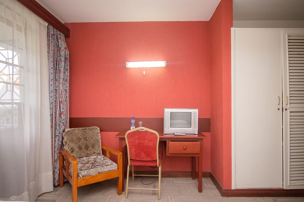 Milele Hotel Найроби Екстериор снимка